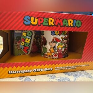 Super Mario Bumper Gift Set - mug, keychain, notebook, coaster